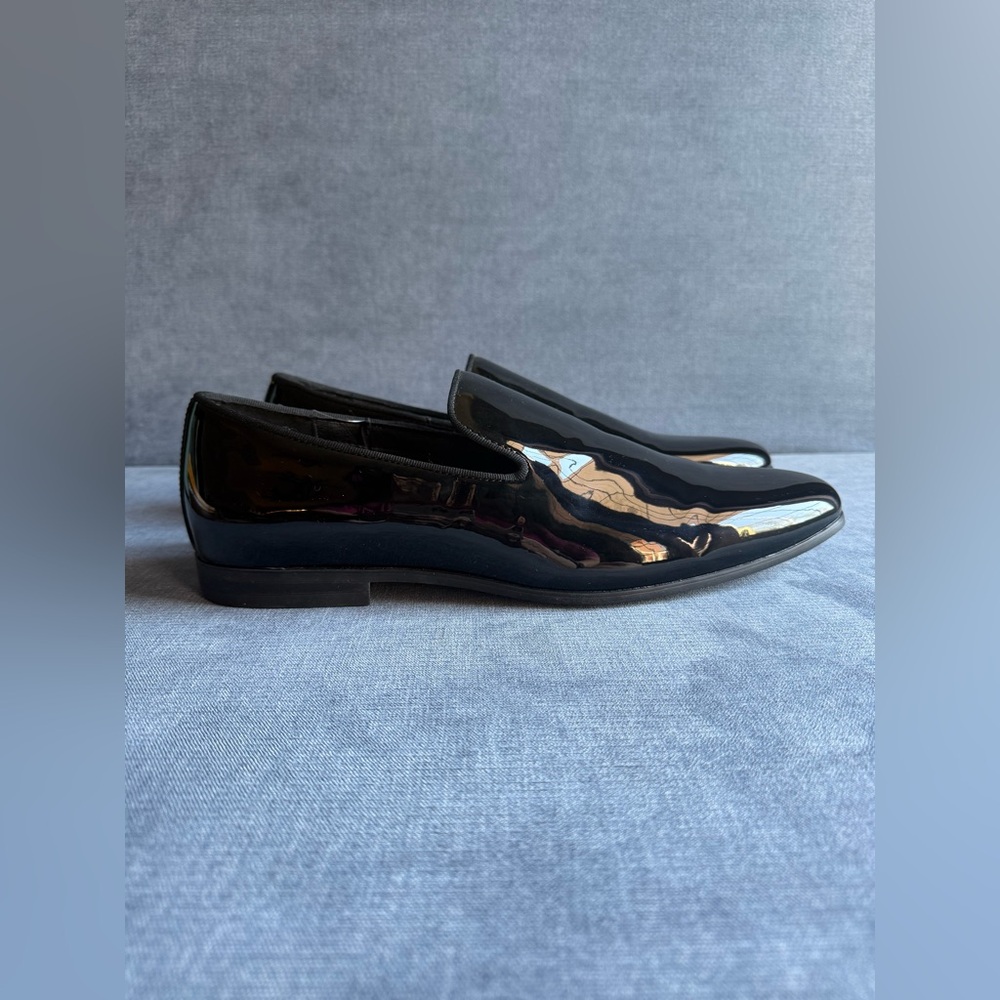 jf j.ferrar Men's Black Patent Leather Slip-On Loafers